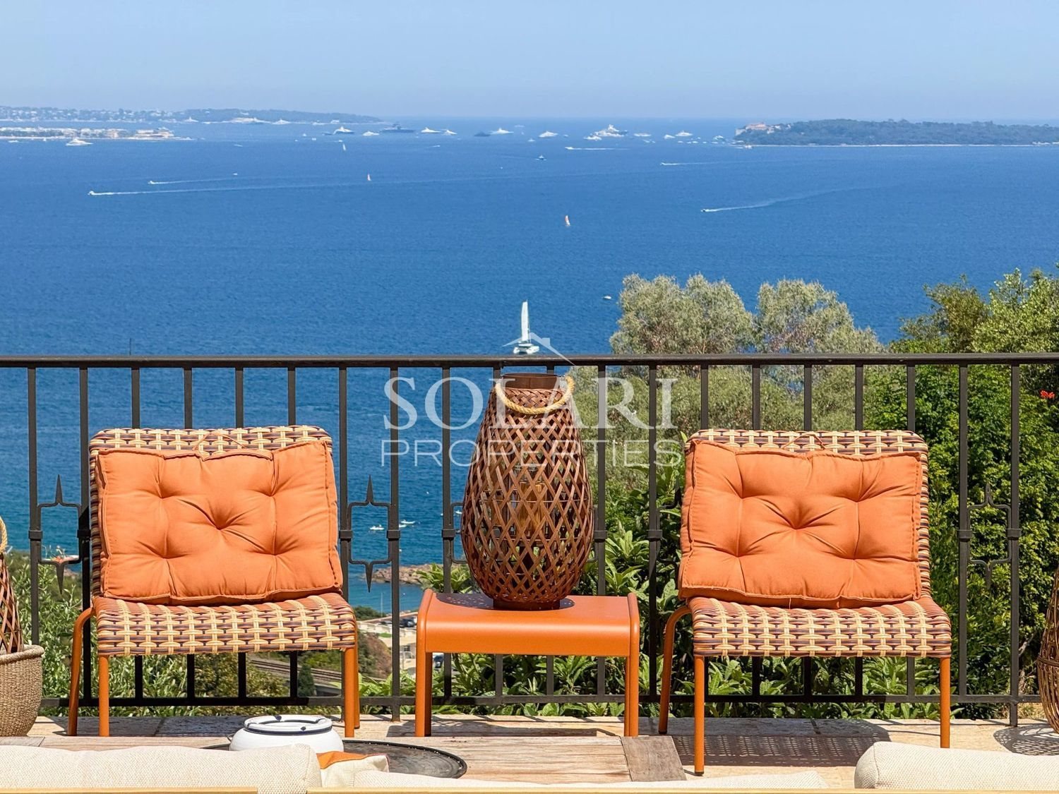 Maison à louer, 275m², Théoule-sur-Mer