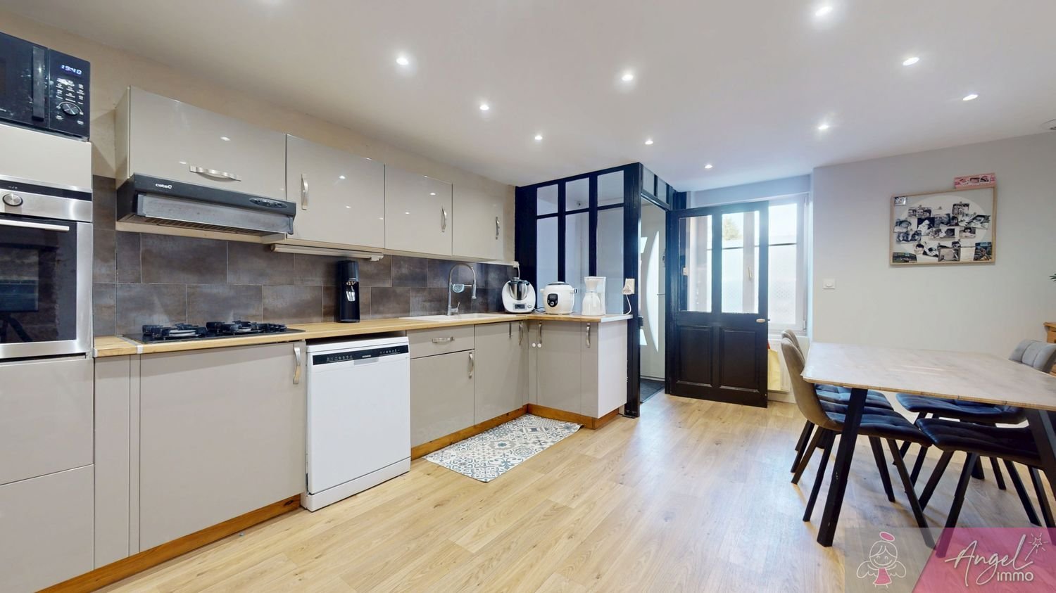 Maison à vendre, 245m², Eclans-Nenon