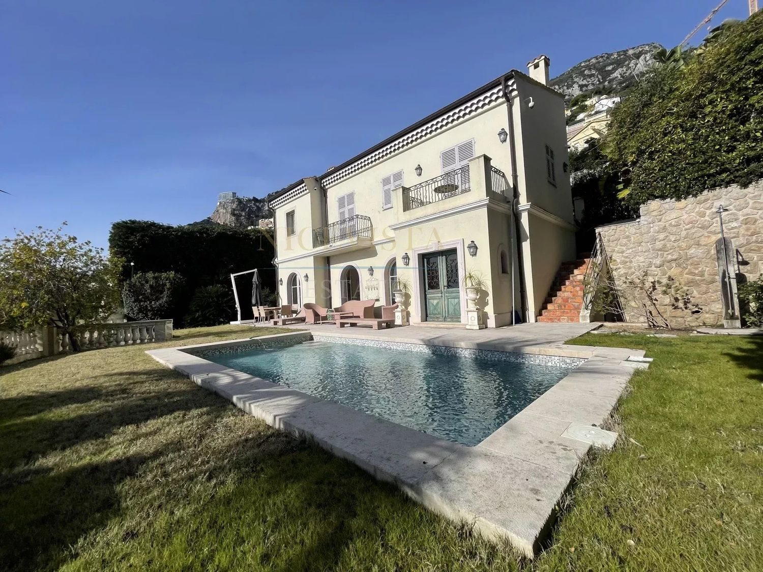 Maison à vendre, 250m², Roquebrune-Cap-Martin