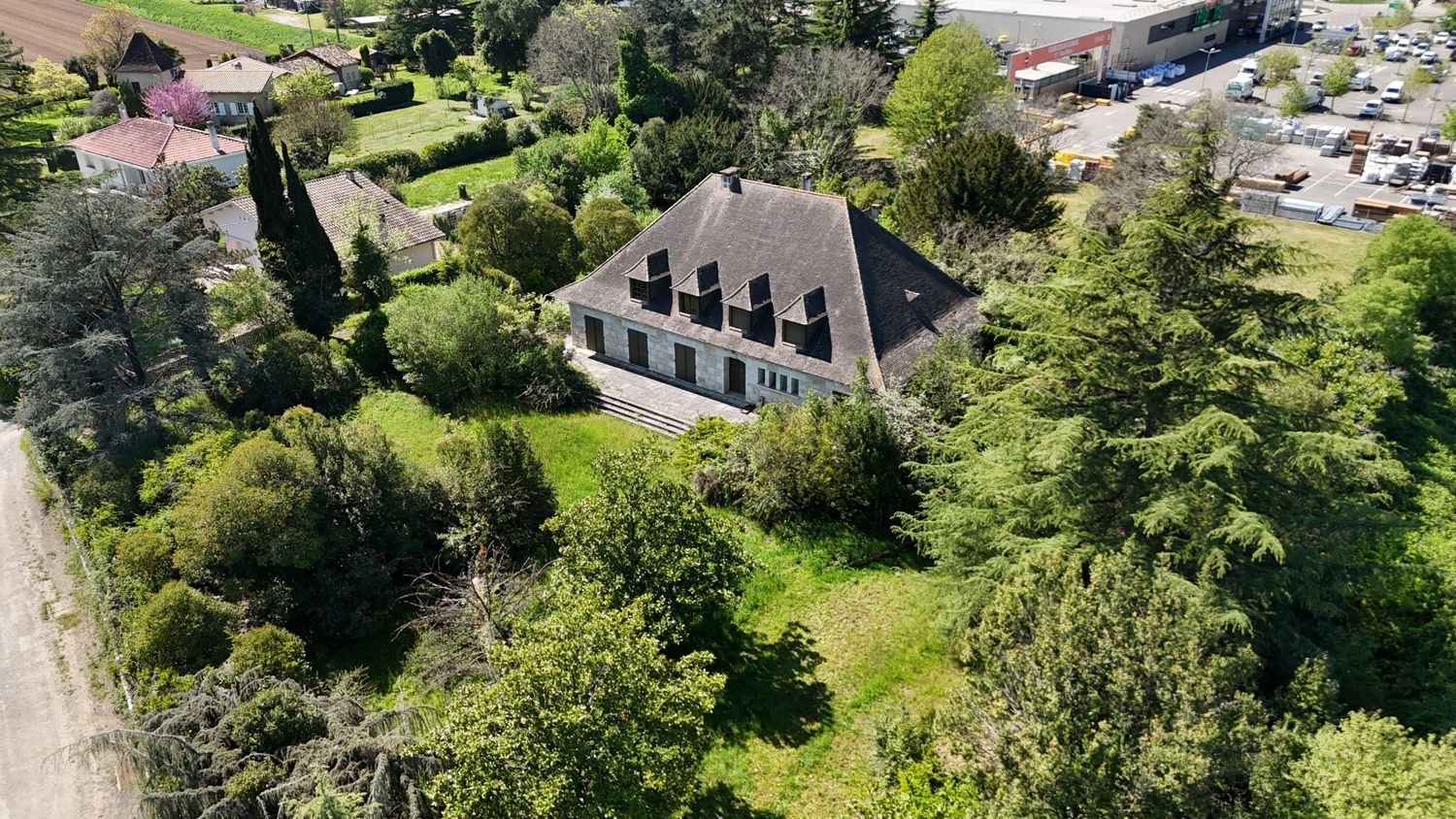 Maison à vendre, 486m², Marmande