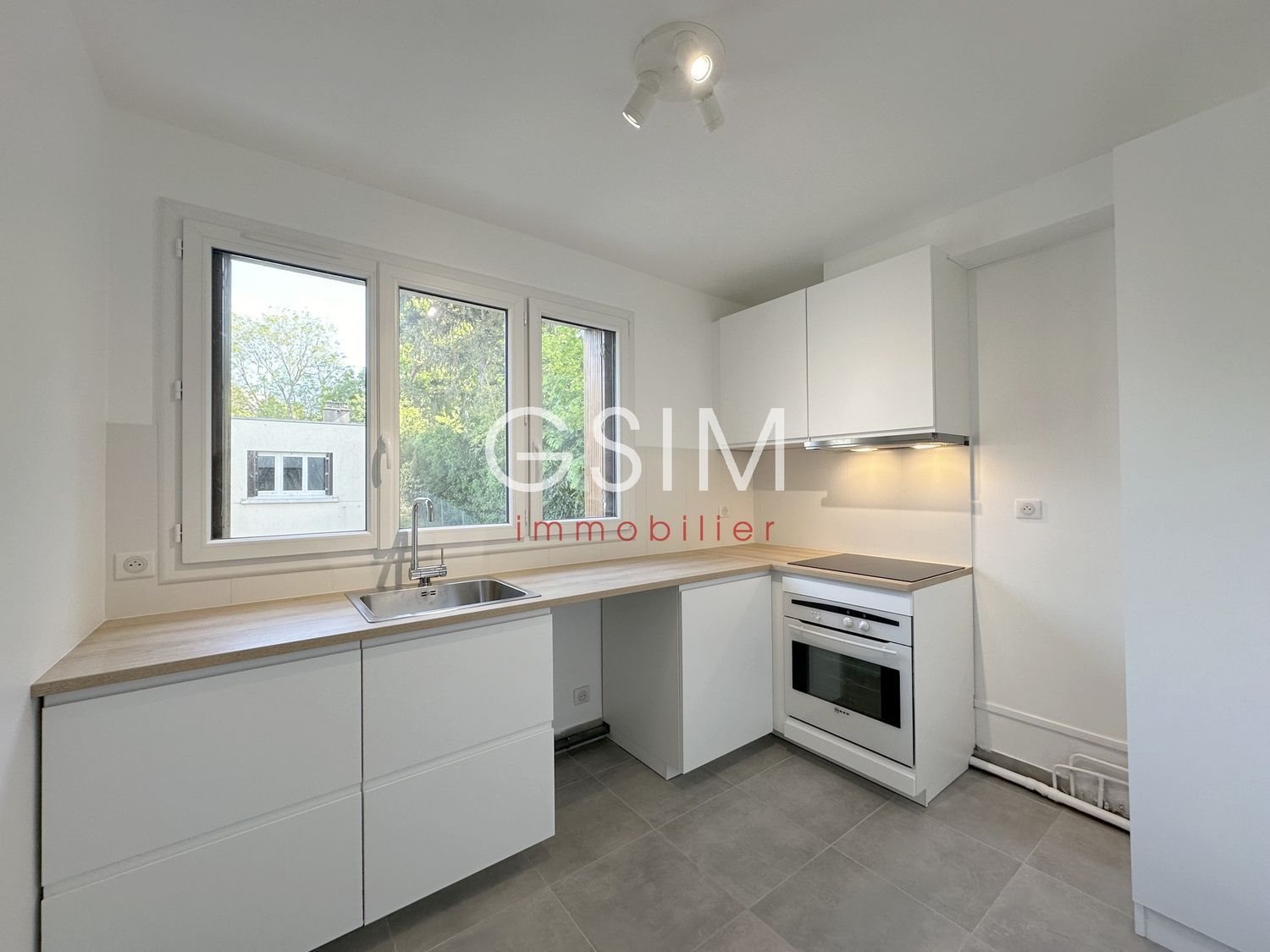 Appartement à louer, 47m², Garches