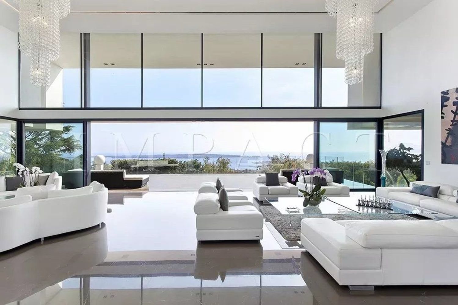 Maison à louer, 1400m², Cannes