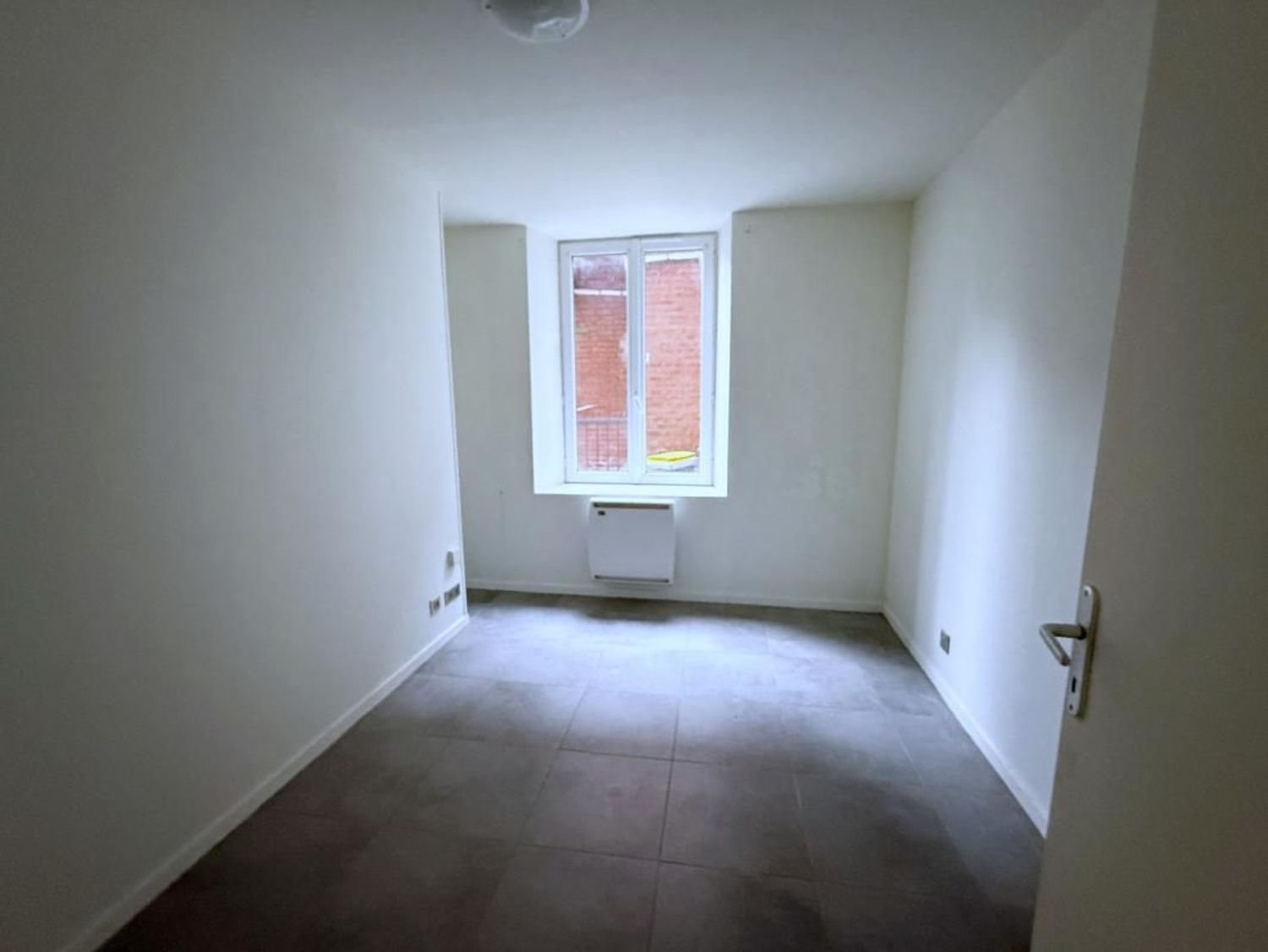 Appartement à louer, 41m², La Fère