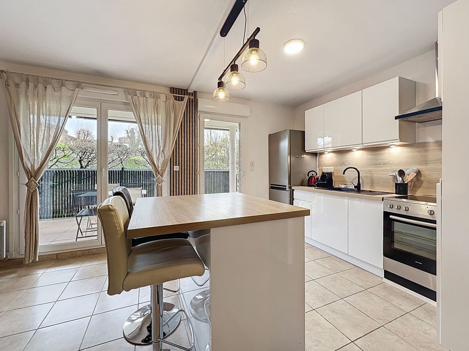 Appartement à louer, 49m², Jassans-Riottier