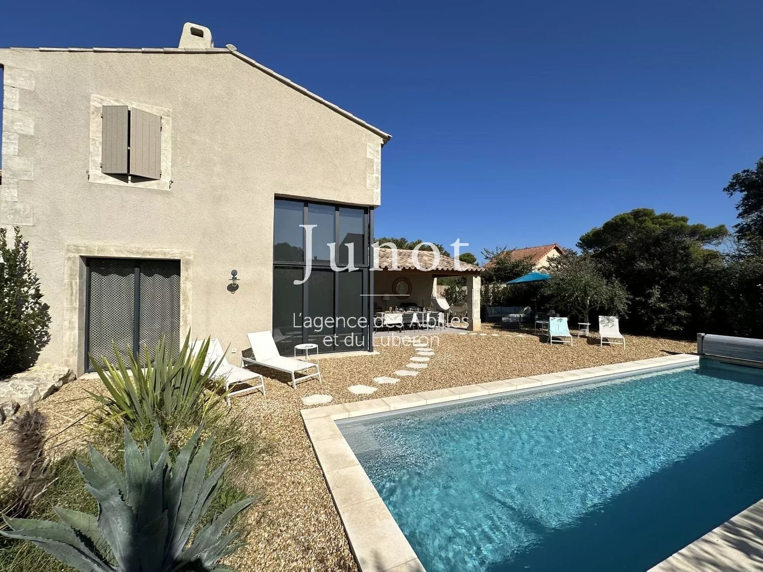 Maison à louer, 500m², Paradou