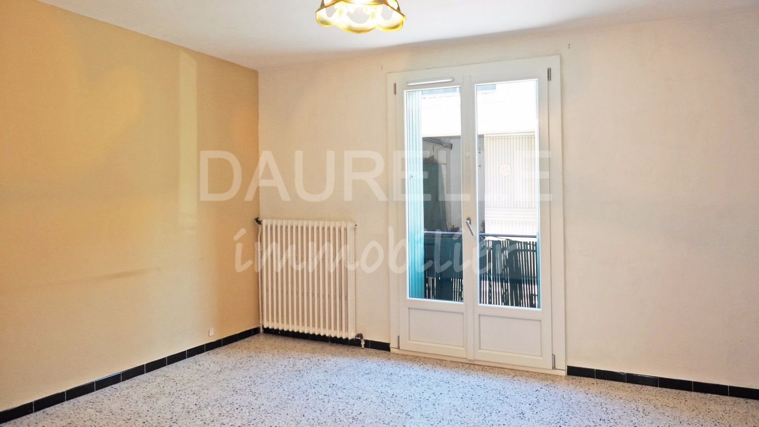 Appartement à vendre, 63m², Châteaurenard