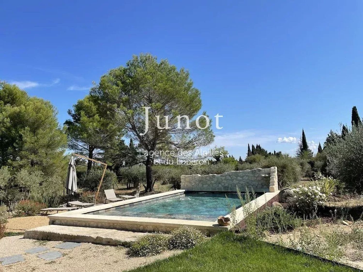 Maison à louer, 85m², Saint-Rémy-de-Provence