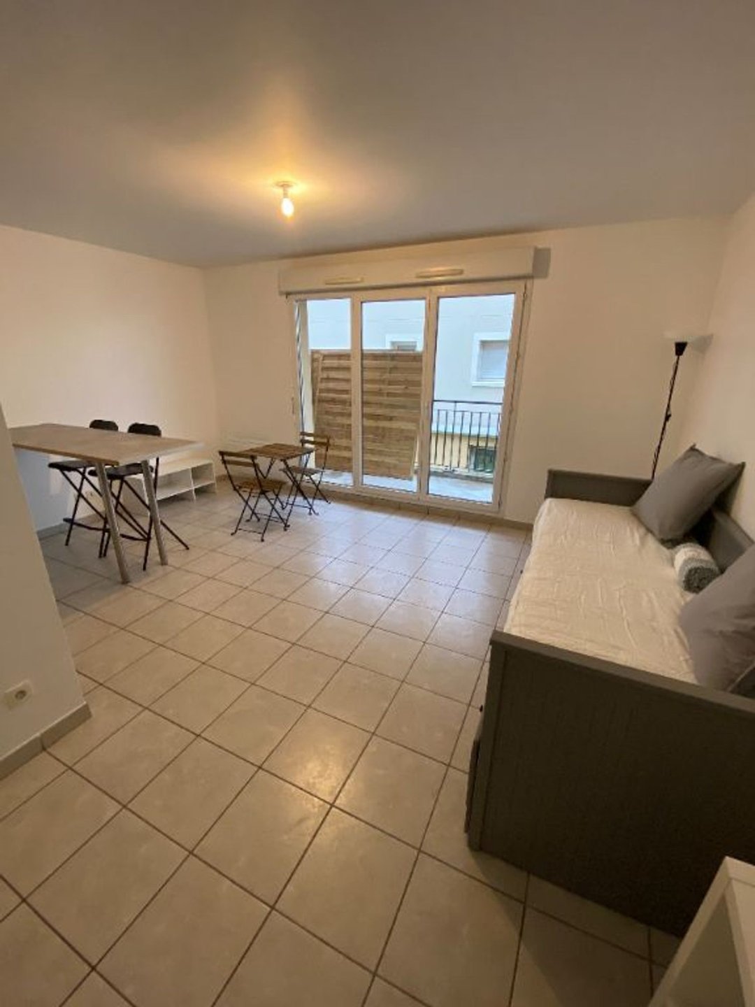 Appartement à louer, 25m², Vaulx-en-Velin