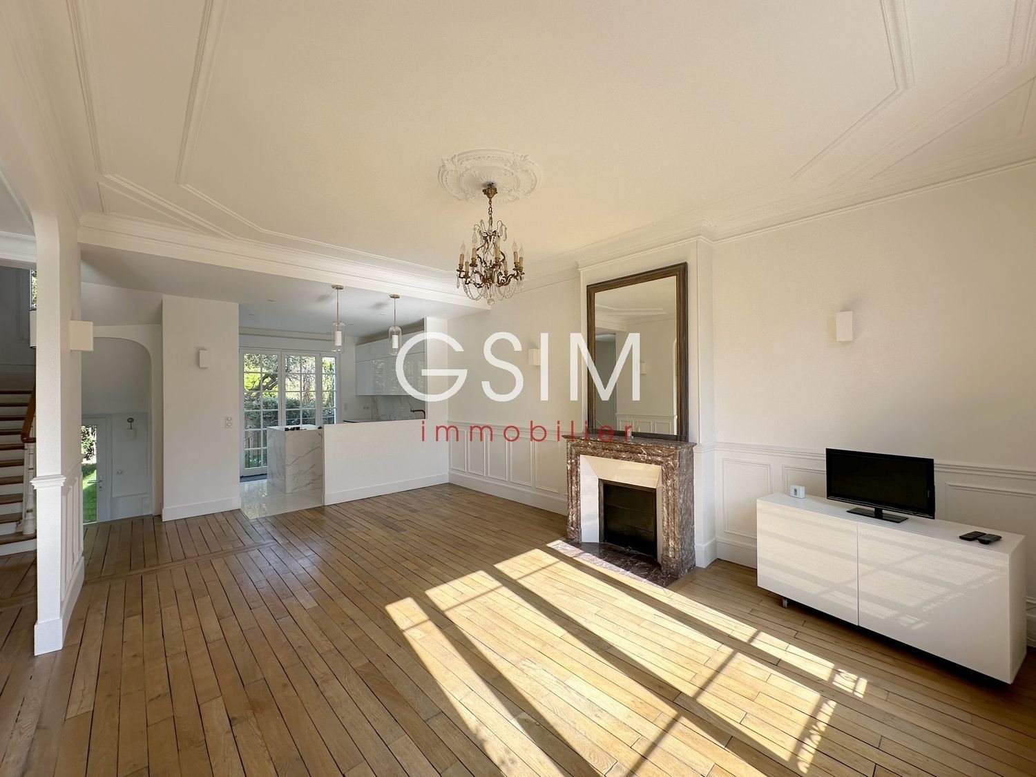 Maison à louer, 150m², Garches