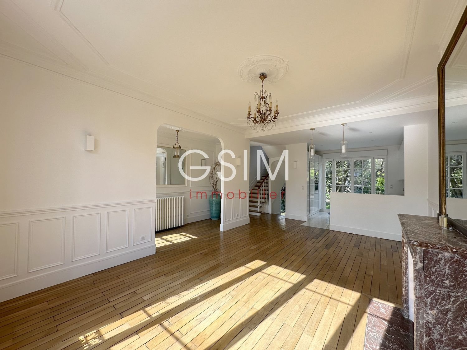 Maison à louer, 150m², Garches