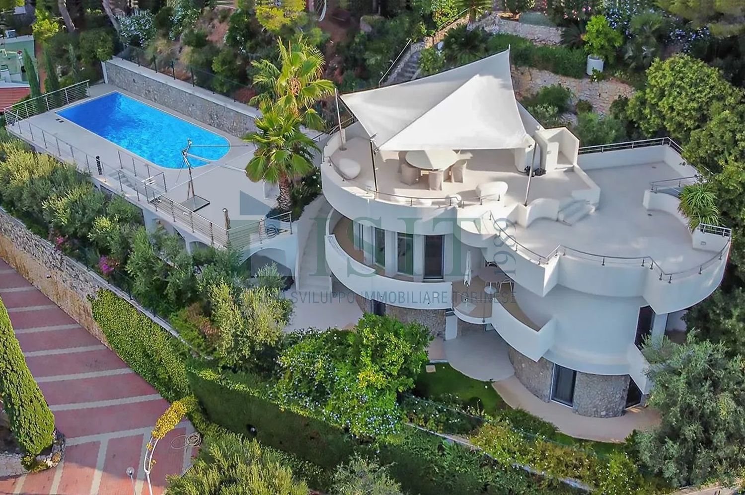 Maison à vendre, 250m², Roquebrune-sur-Argens