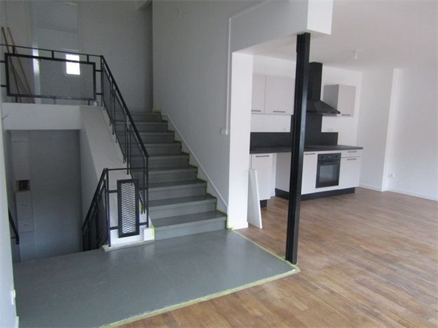 Appartement à louer, 66m², Charmes
