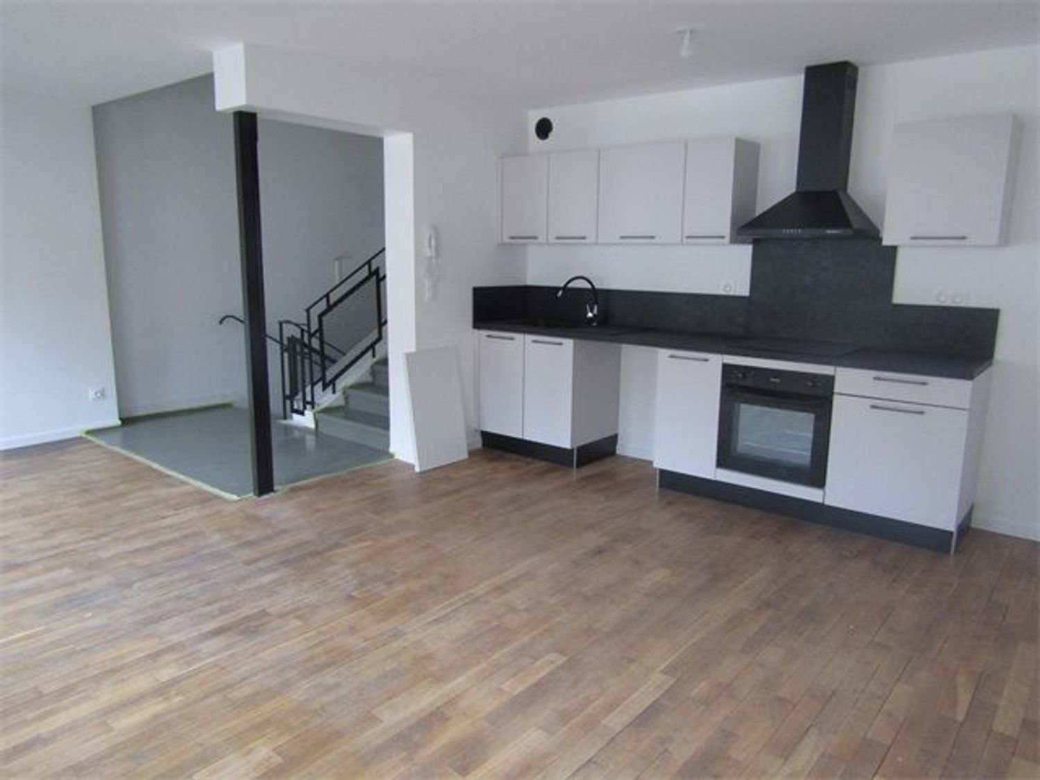 Appartement à louer, 66m², Charmes