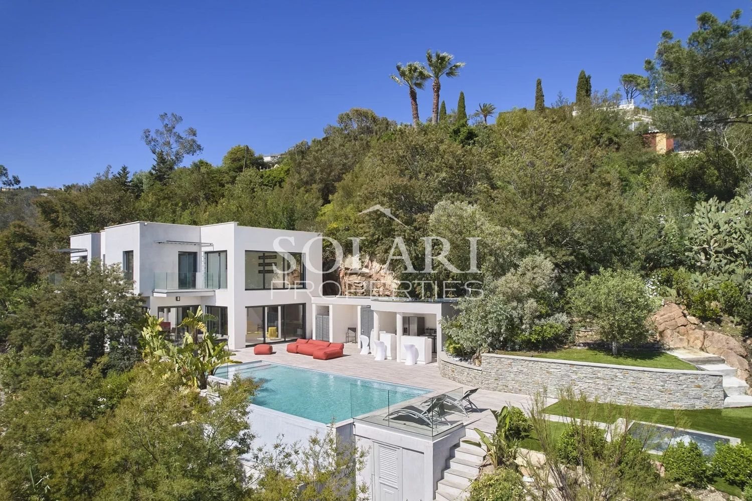 Maison à louer, 392m², Mandelieu-la-Napoule