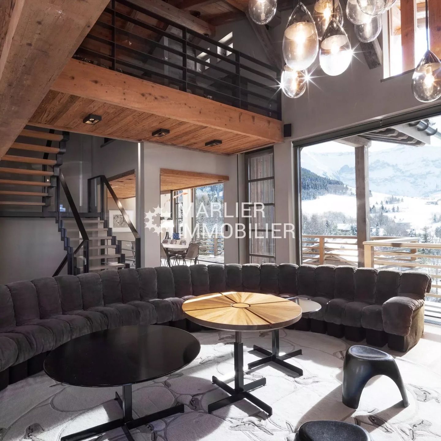 Maison à louer, 562m², Megève