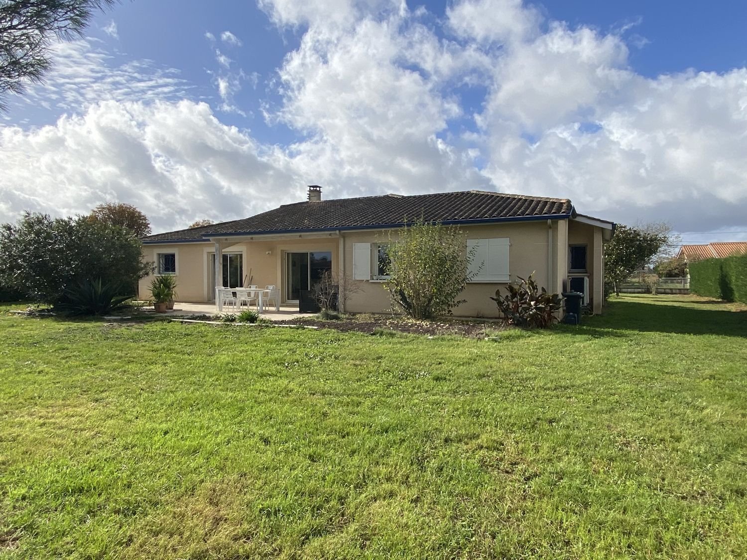 Maison à vendre, 134m², Arveyres