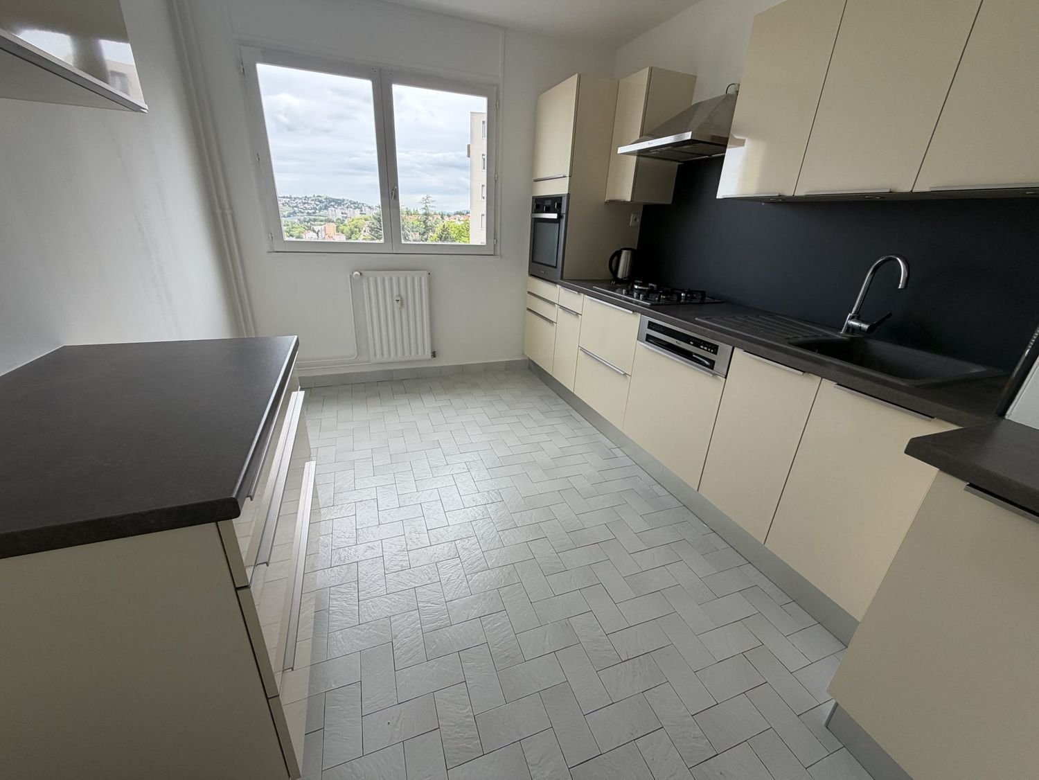 Appartement à louer, 98m², Saint-Étienne