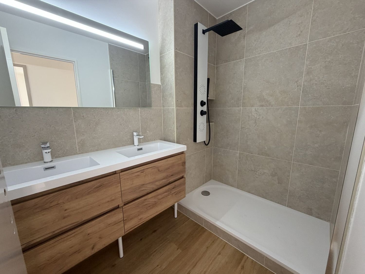 Appartement à louer, 98m², Saint-Étienne