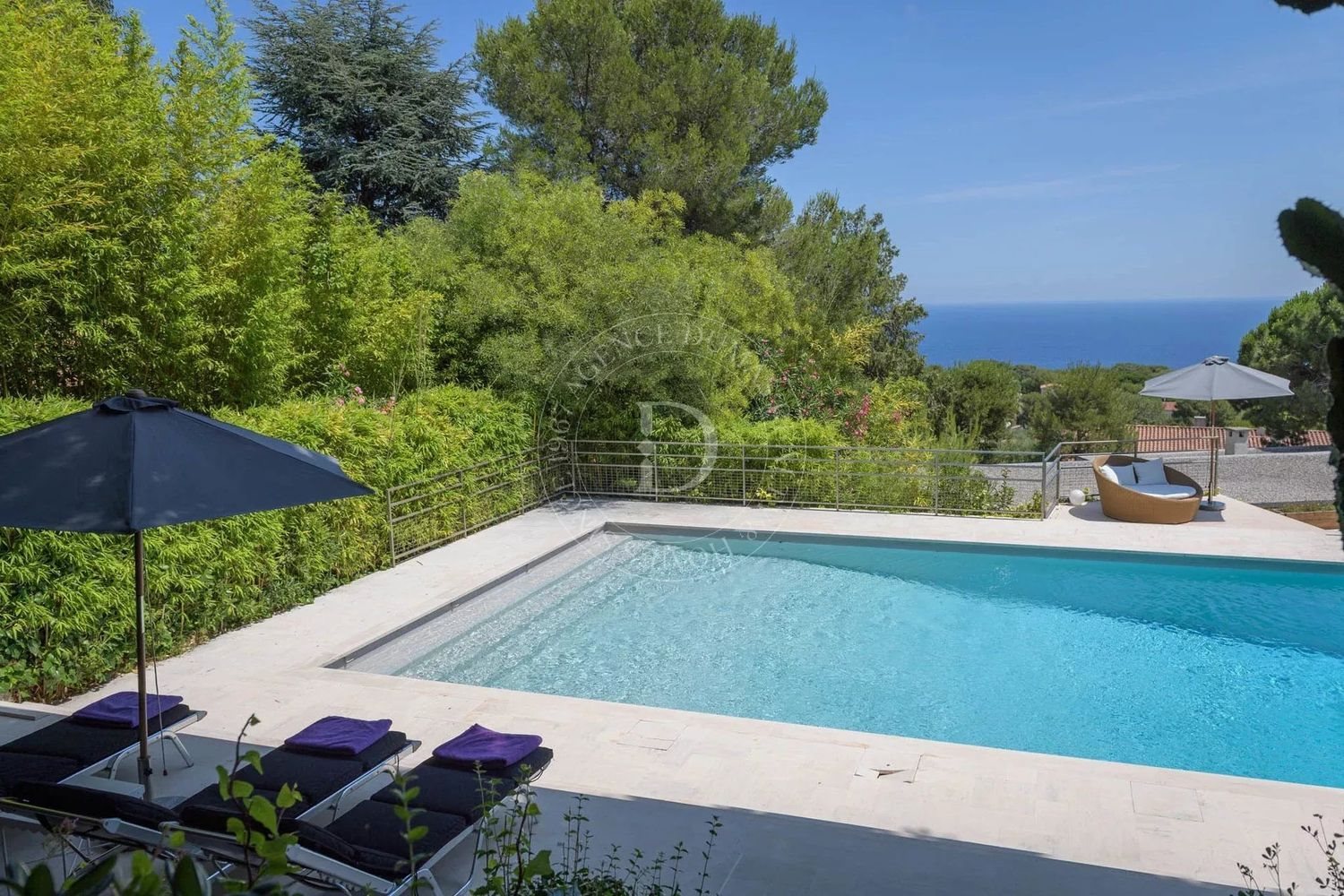 Maison à louer, 250m², Saint-Jean-Cap-Ferrat