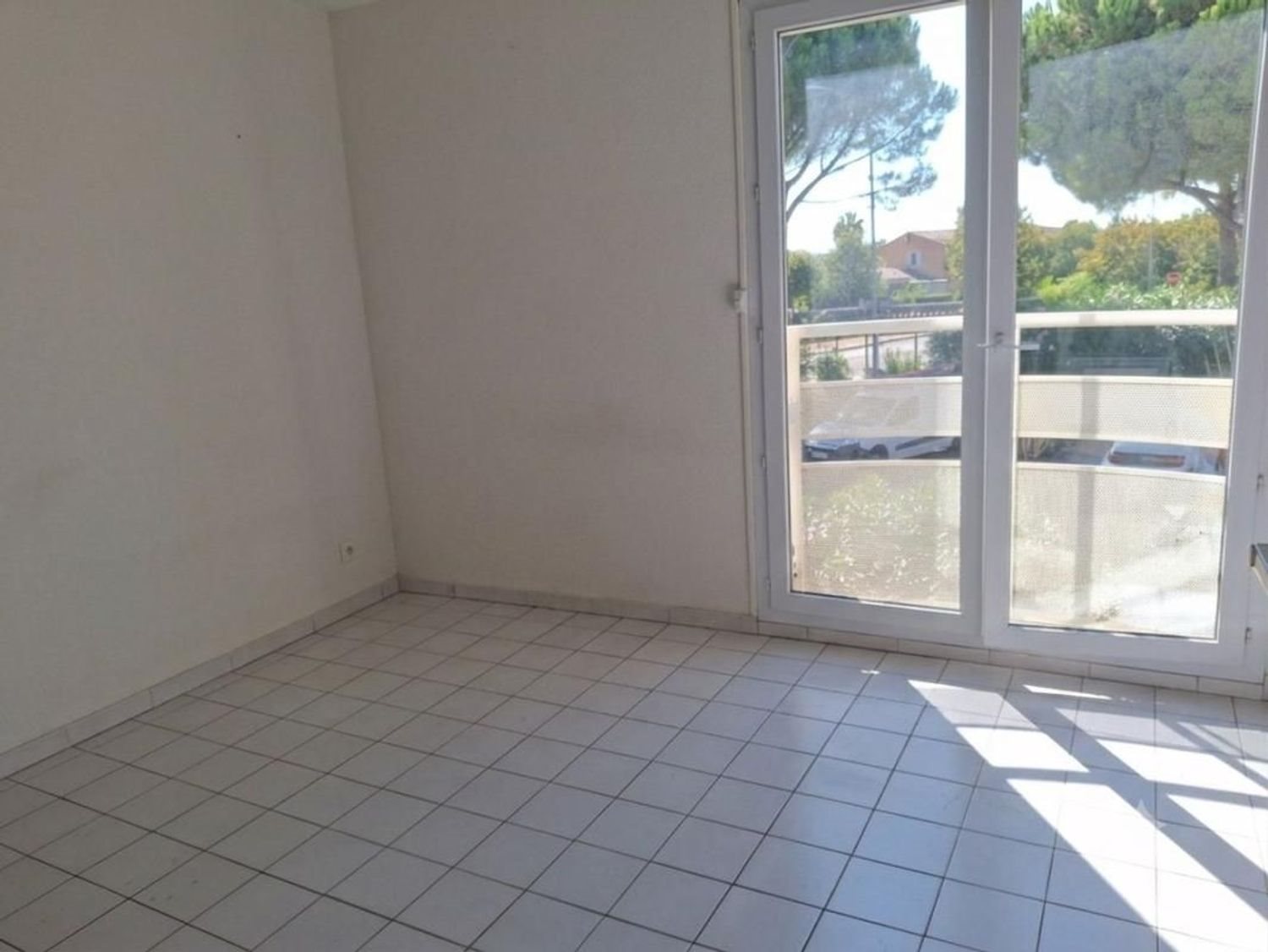 Appartement à louer, 29m², Nîmes