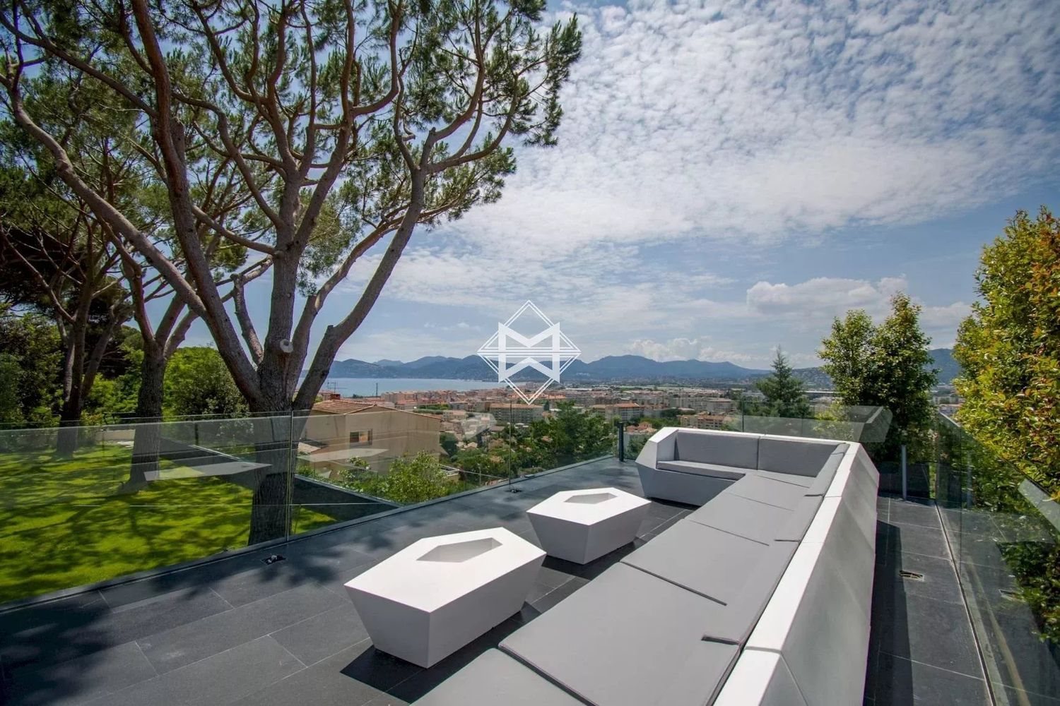 Maison à louer, 315m², Cannes