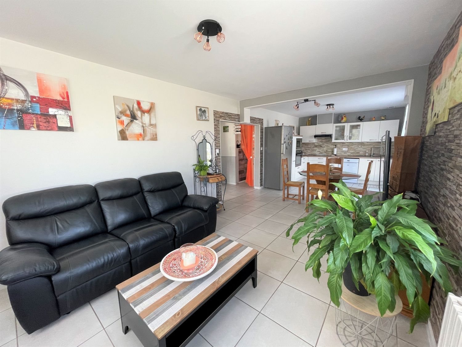 Maison à vendre, 106m², La Tour-du-Crieu