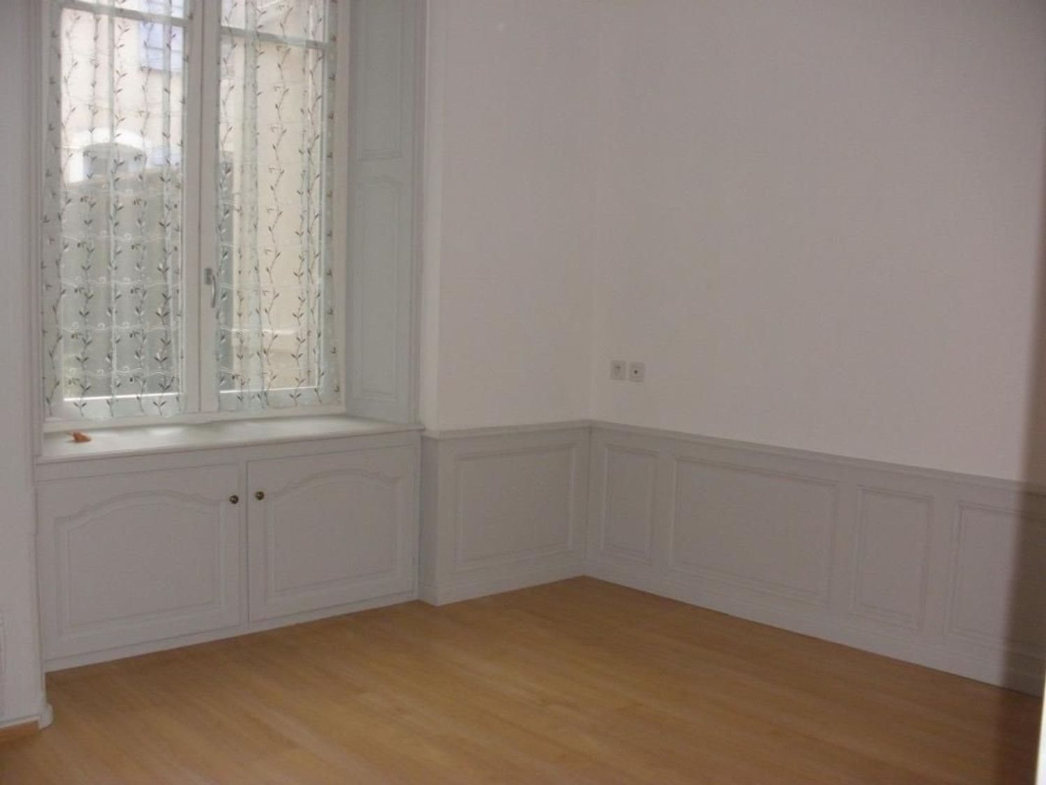 Appartement à louer, 104m², Neufchâteau