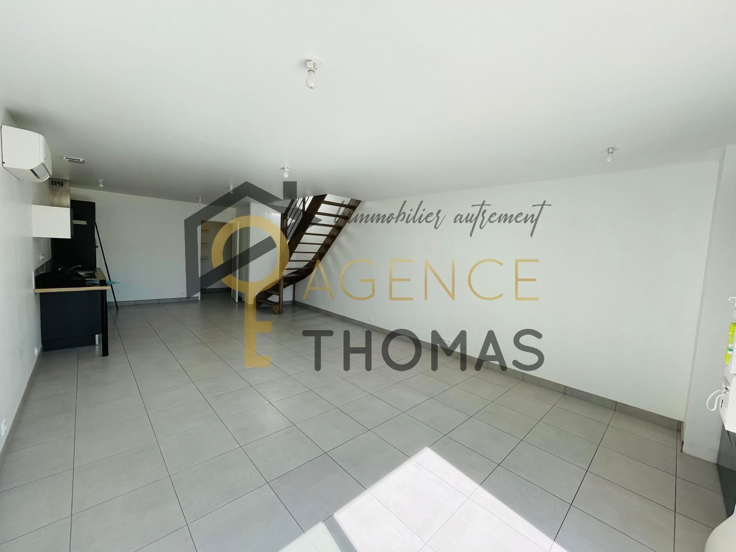 Appartement à louer, 78m², Aubenas