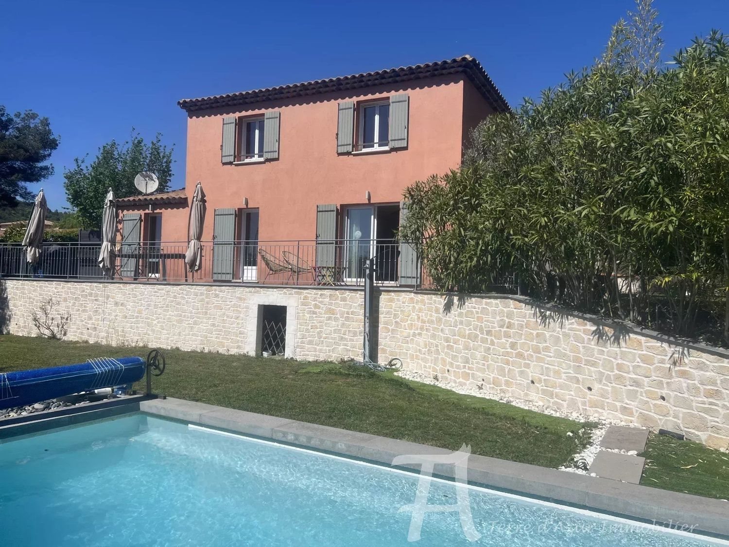 Maison à vendre, 120m², Levens