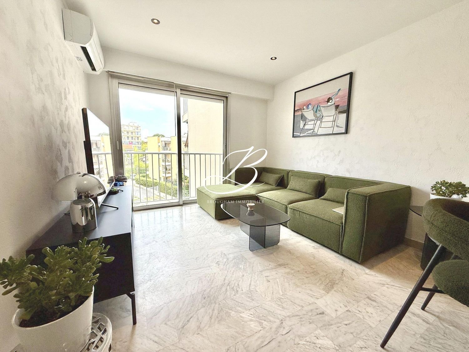 Appartement à louer, 46m², Antibes
