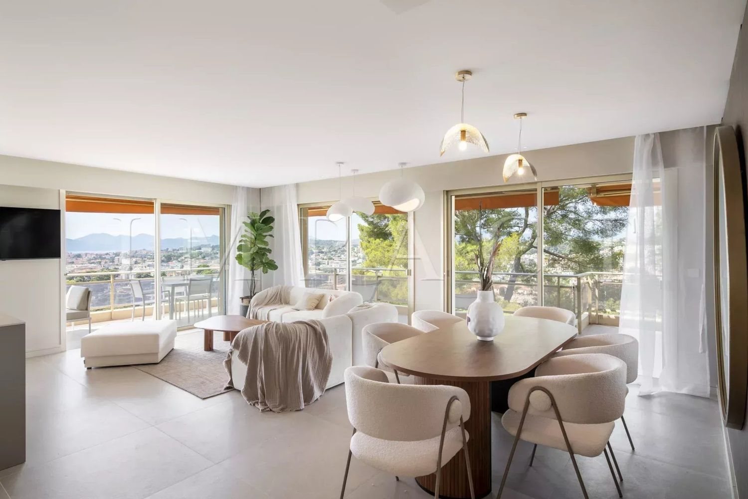 Appartement à louer, 111m², Le Cannet