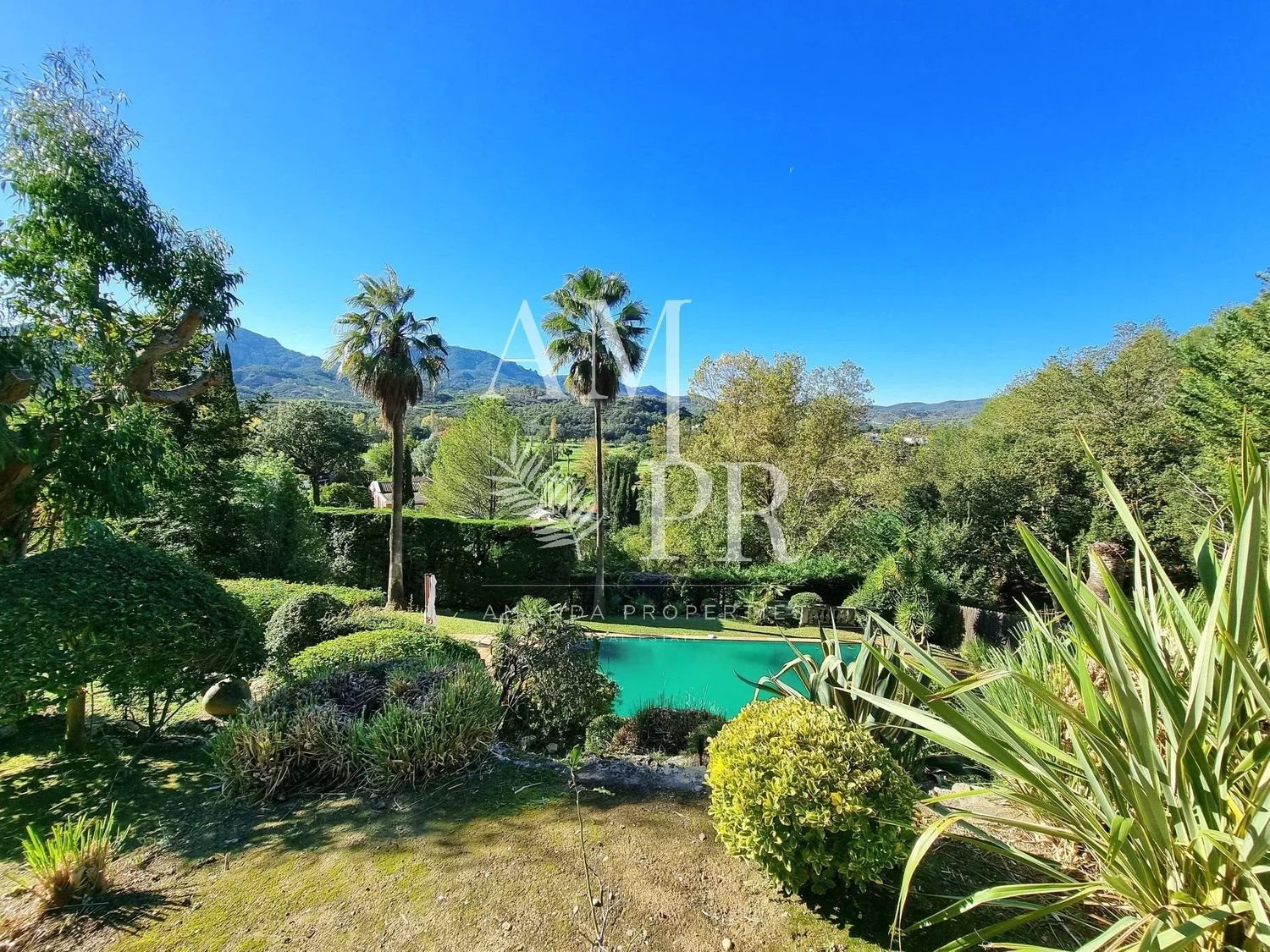 Maison à vendre, 300m², Mandelieu-la-Napoule