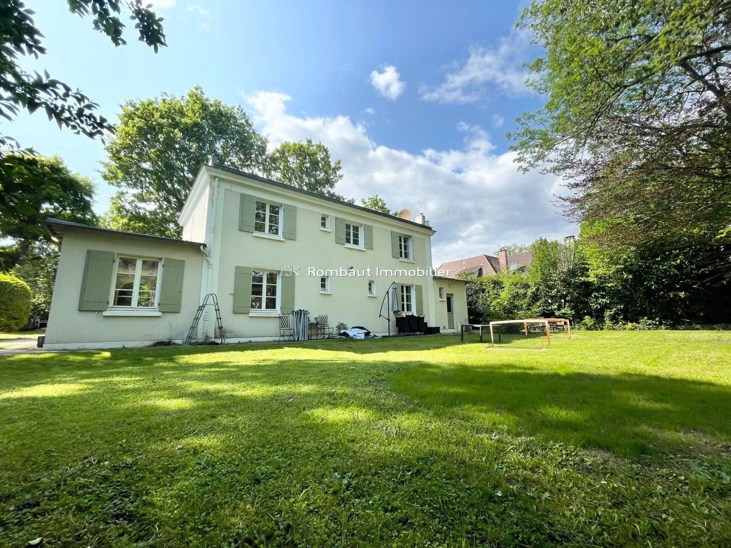 Maison à louer, 165m², La Celle-Saint-Cloud