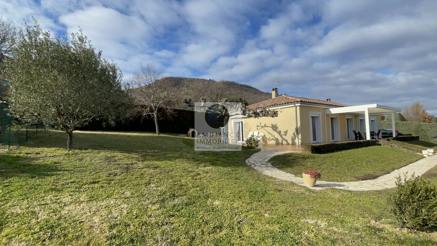 Maison à vendre, 105m², Saint-Georges-les-Bains
