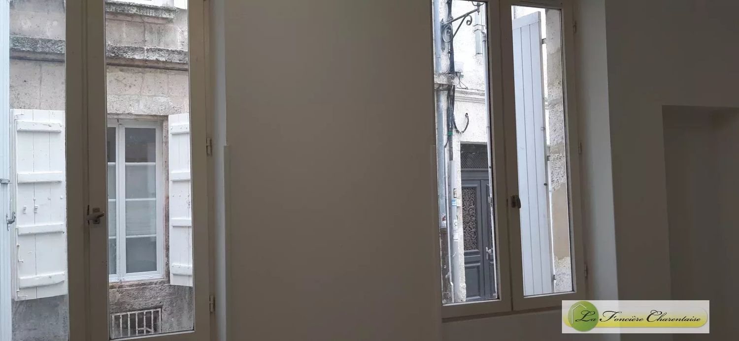 Appartement à louer, 24m², Angoulême