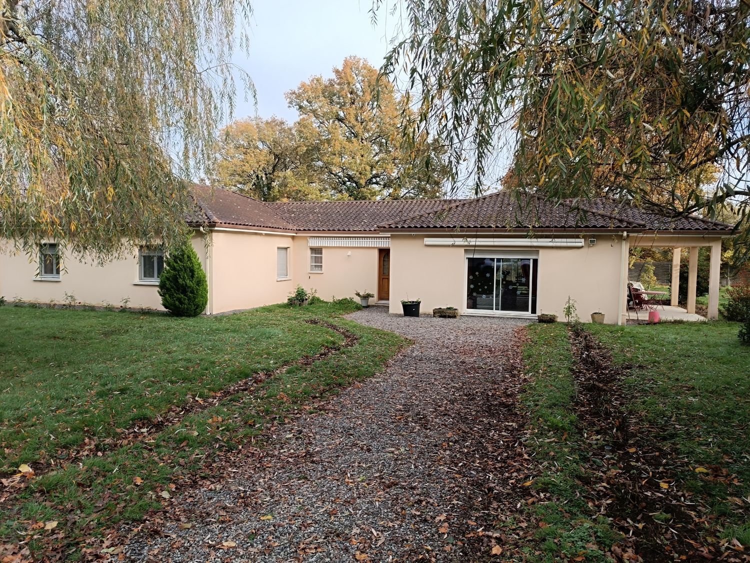 Maison à vendre, 194m², Azat-le-Ris