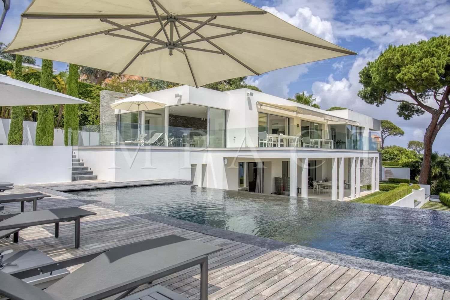 Maison à louer, 400m², Cannes