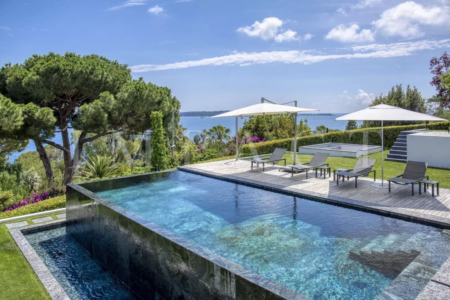 Maison à louer, 400m², Cannes