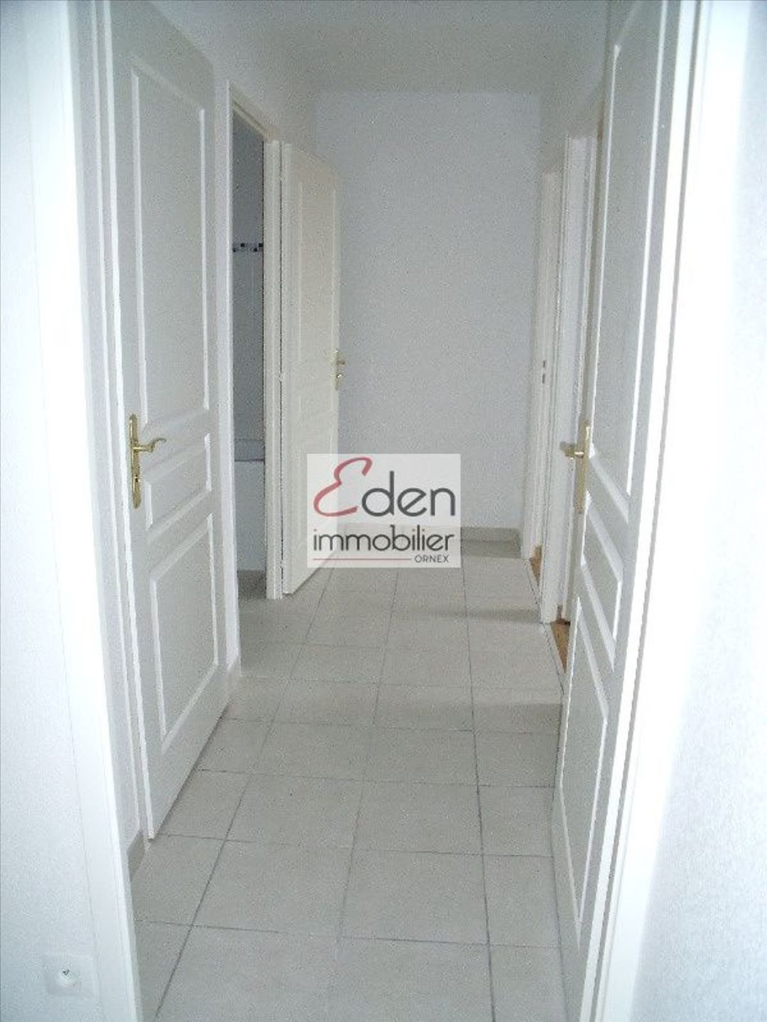 Appartement à louer, 63m², Gex