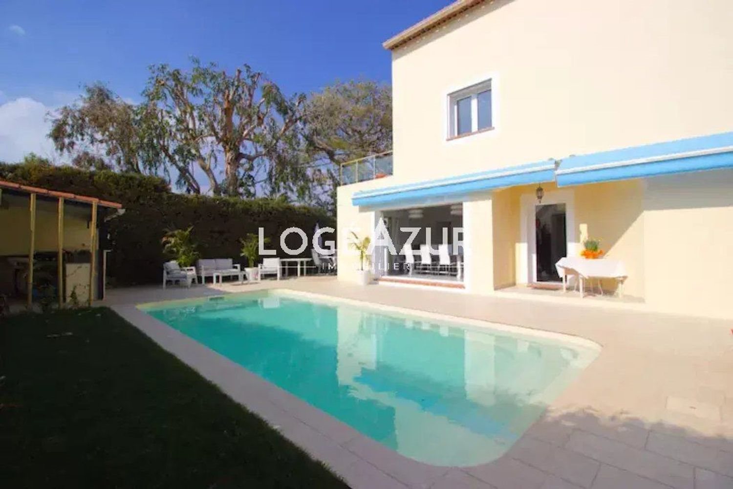 Maison à louer, 173m², Antibes
