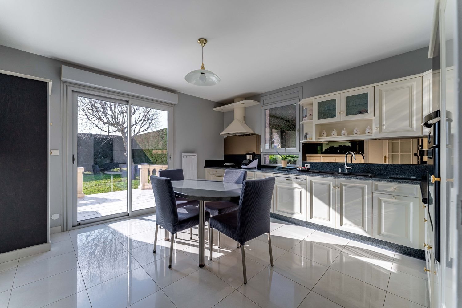 Maison à vendre, 190m², Lucenay
