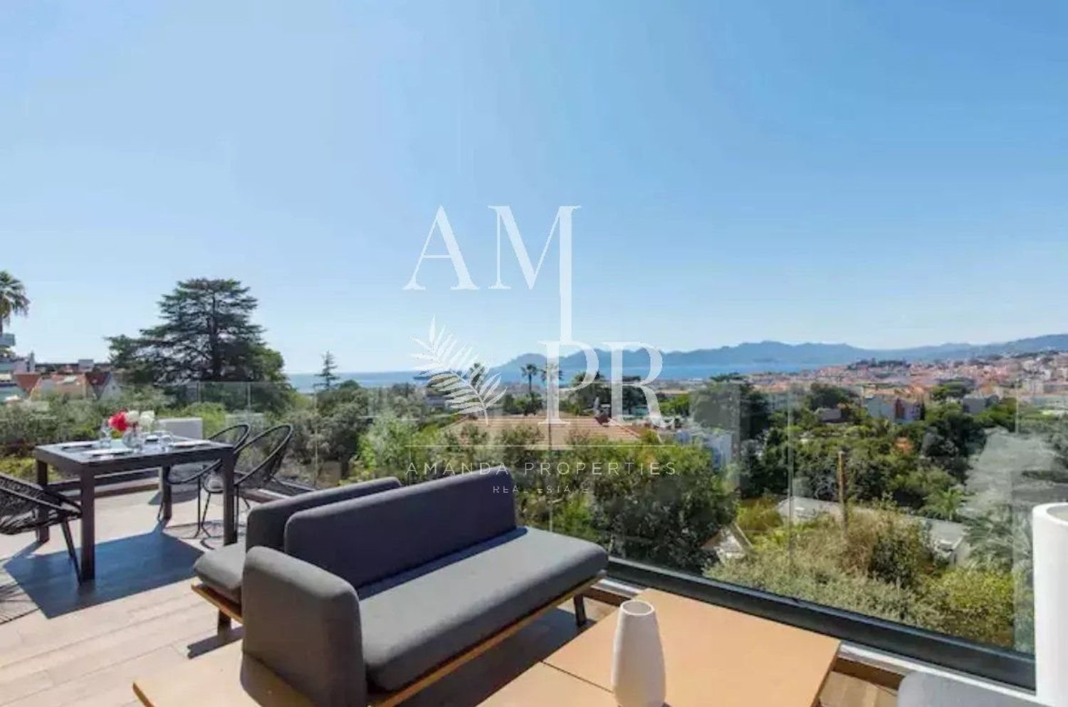 Maison à louer, 400m², Cannes