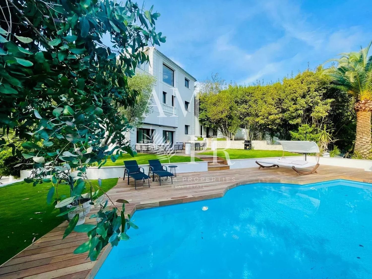 Maison à louer, 400m², Cannes