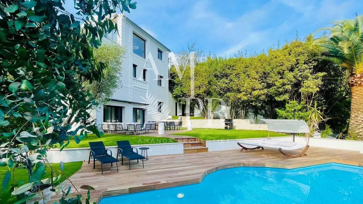 Maison à louer, 400m², Cannes