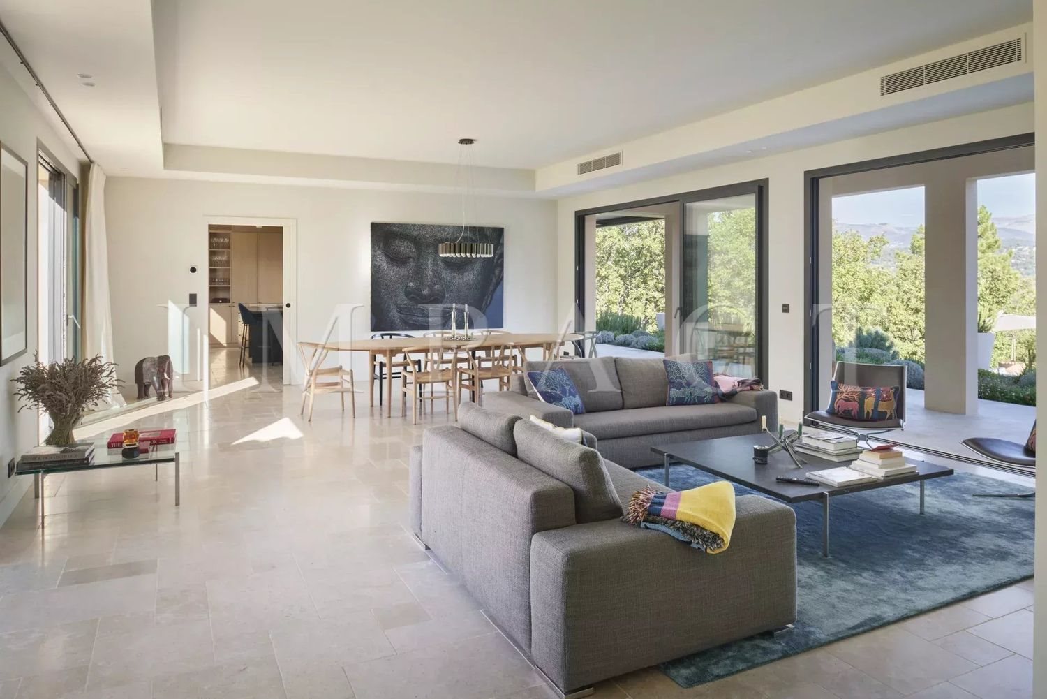 Maison à louer, 320m², Tourrettes