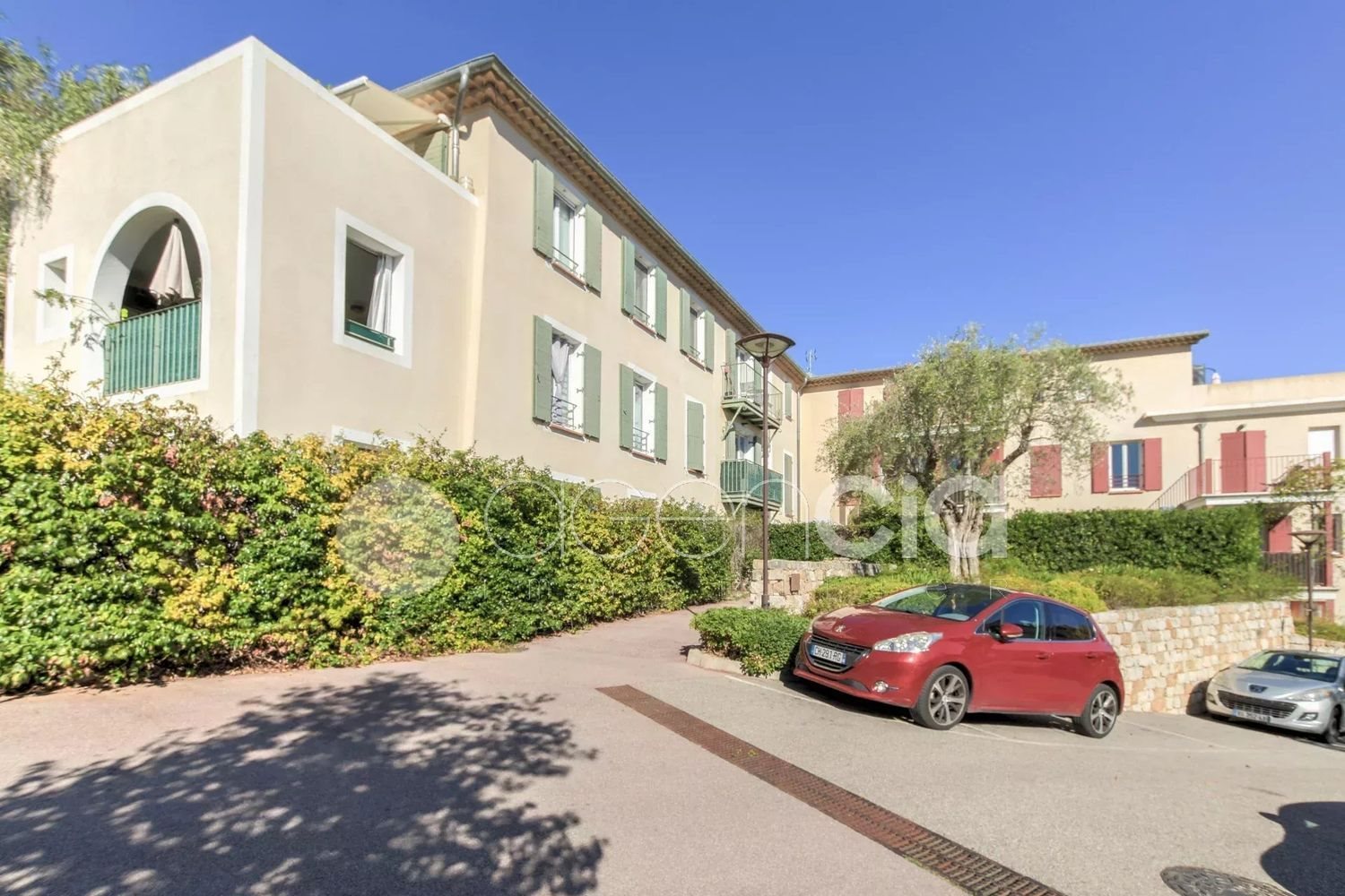 Appartement à vendre, 69m², Le Rouret