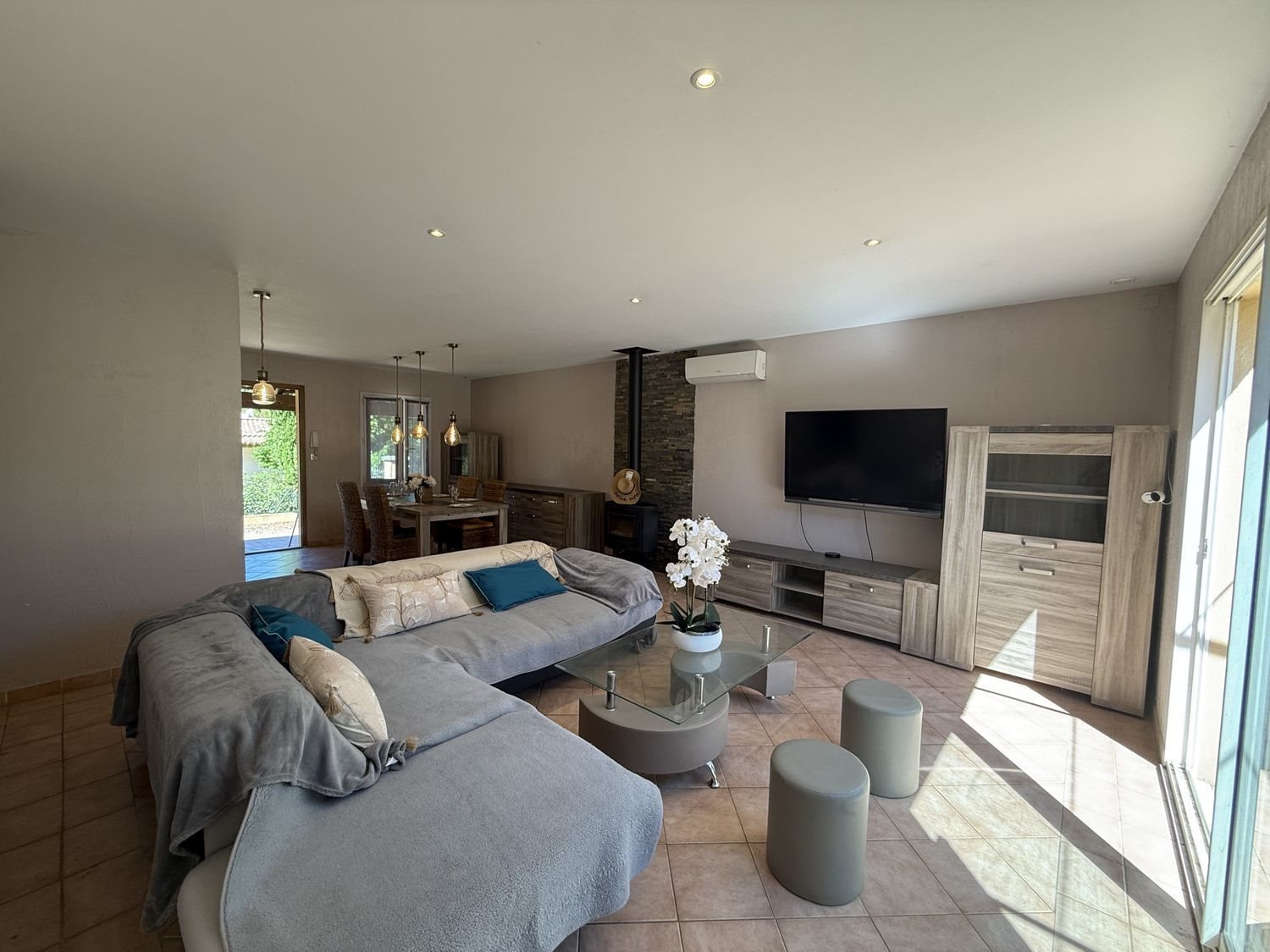Maison à vendre, 100m², Saint-Maximin-la-Sainte-Baume
