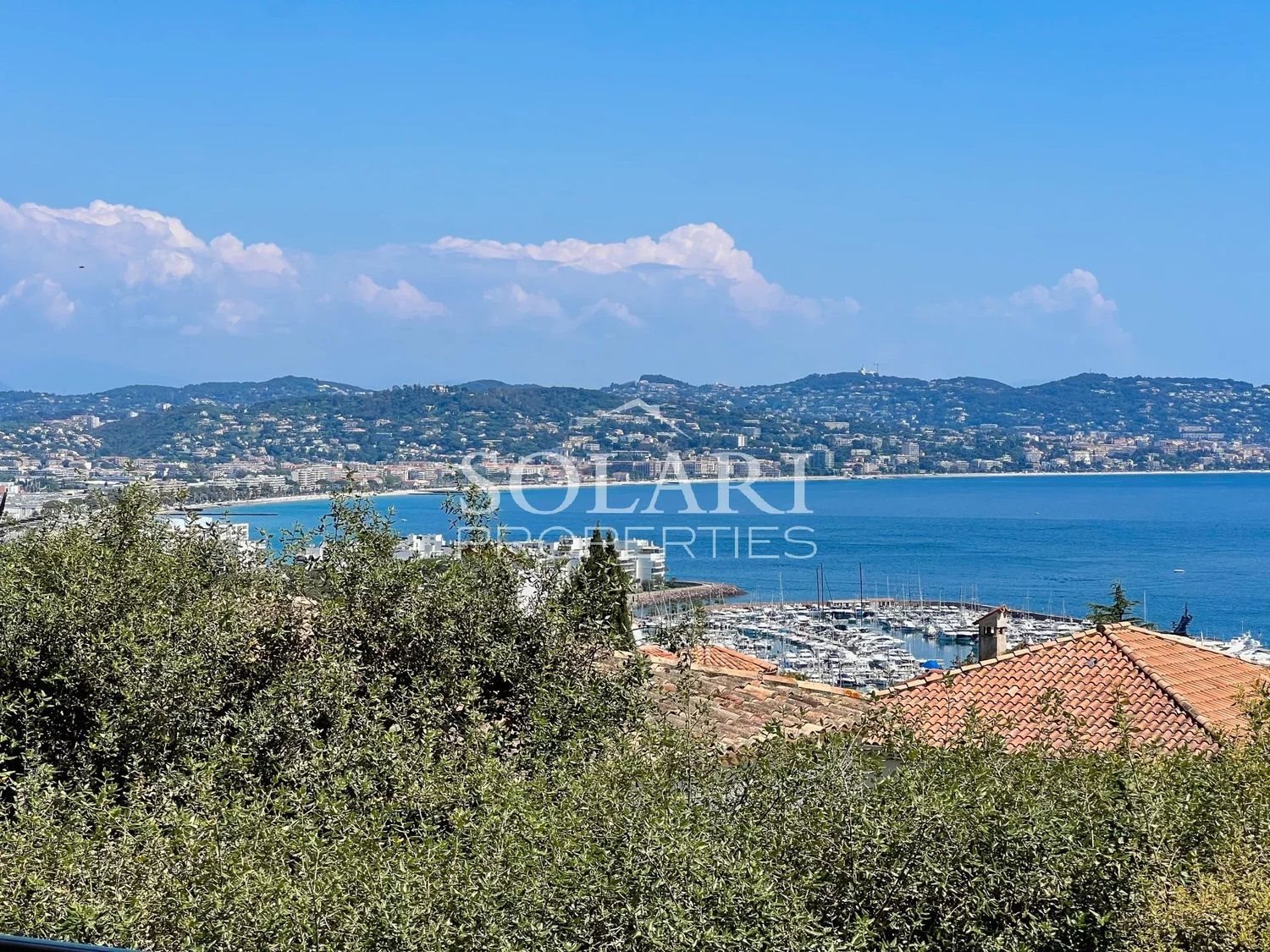 Maison à louer, 250m², Mandelieu-la-Napoule