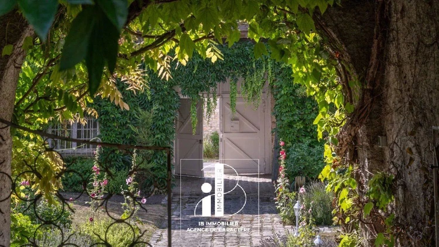 Maison à vendre, 353m², Saint-Germain-sur-Ecole