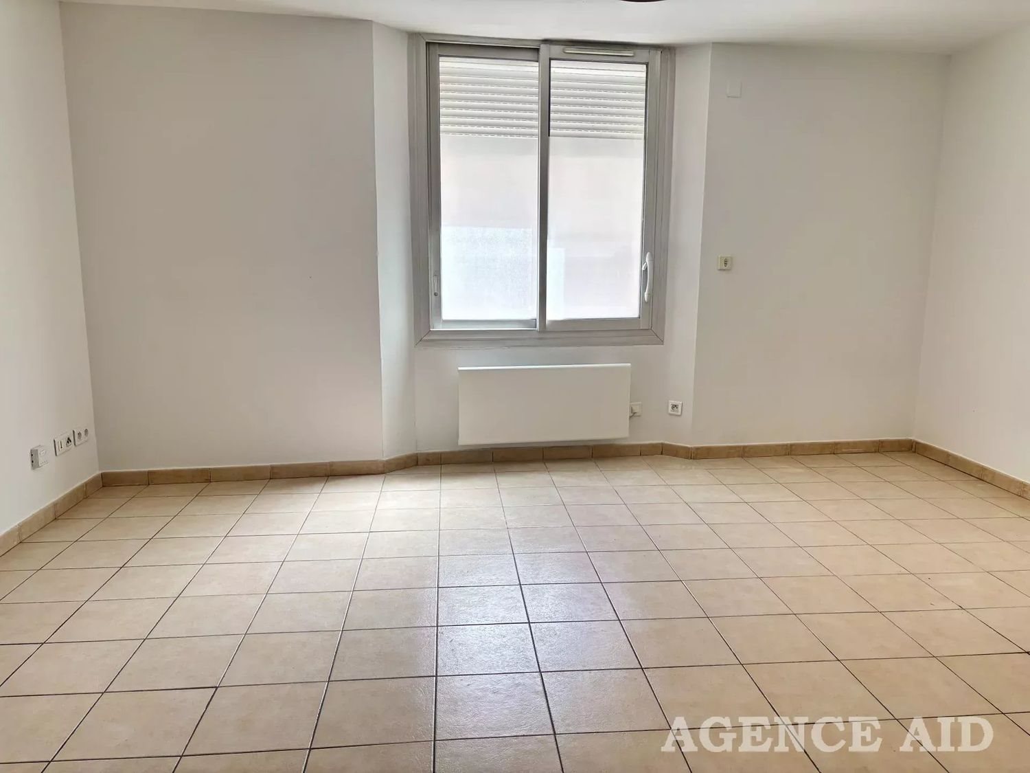 Appartement à louer, 23m², Cuges-les-Pins